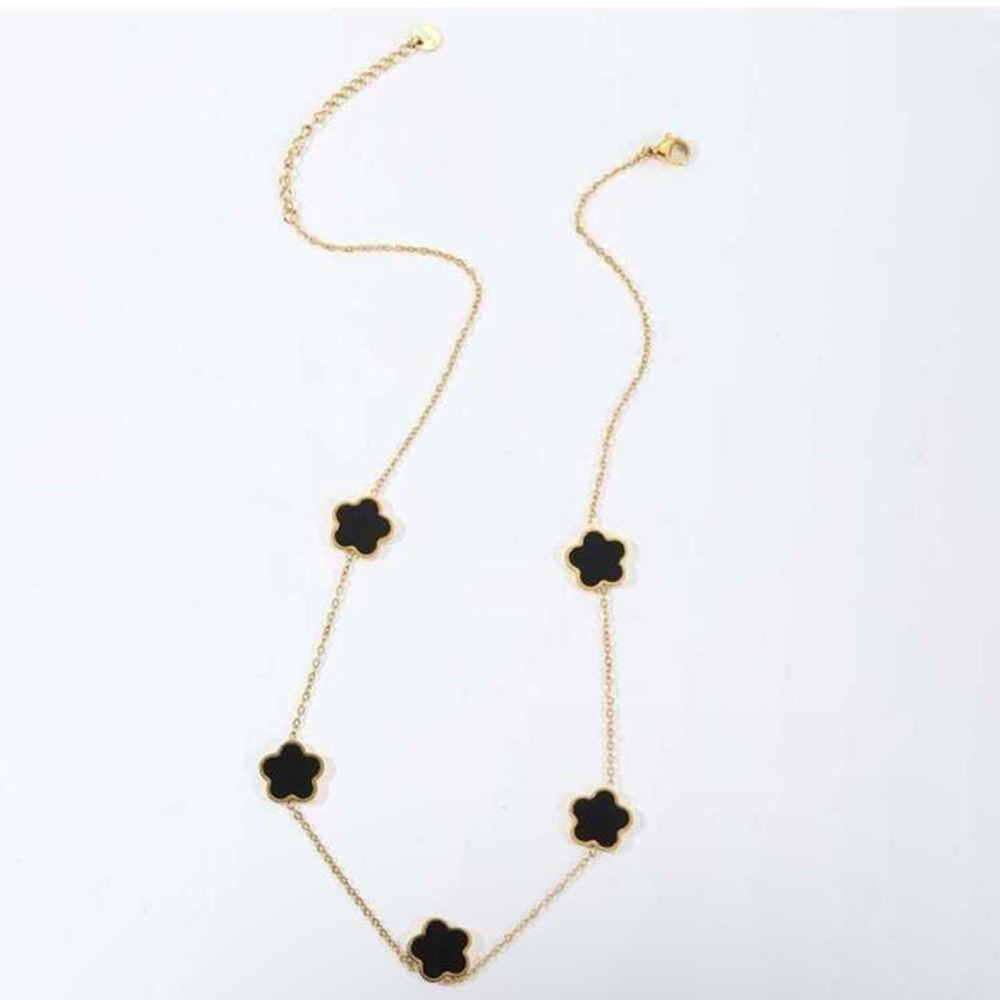 Flower Pendant Necklace/Bracelet Set